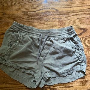 Green Divided Shorts. Size 8